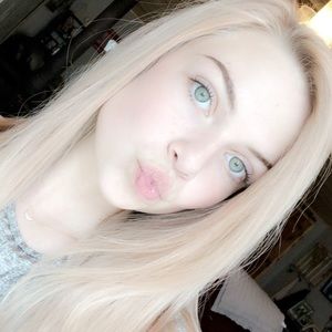 Meet your Posher, Hailey